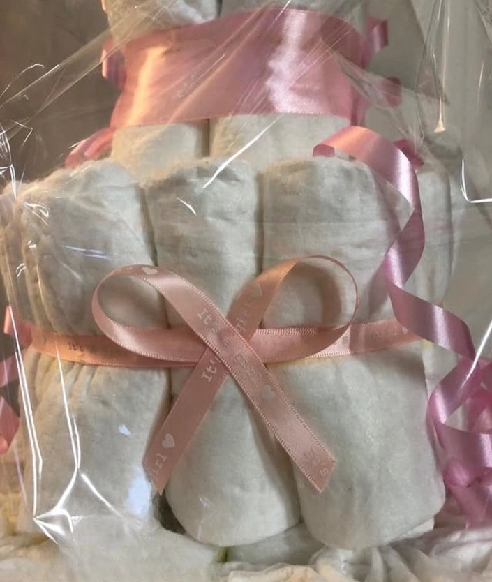 Handgjord Blöjtårta 3 våningar - Baby Rosa