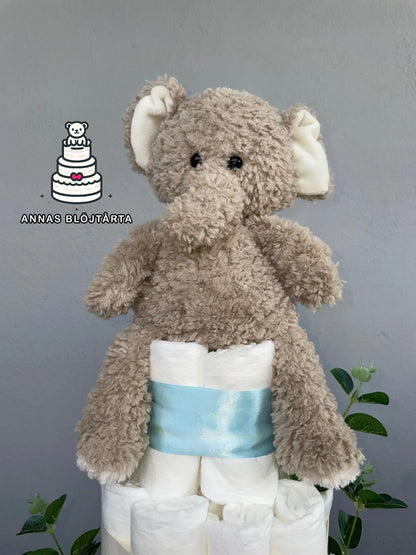Trevånings blöjtårta med beige elefant och napp - idealisk babyshowerpresent