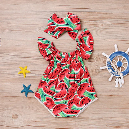 Baby bodysuit med vattenmelonmönster och matchande hårband, perfekt för sommarens äventyr.